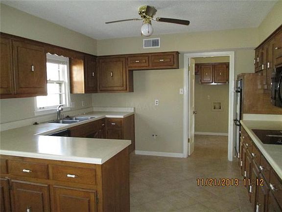 4th image of 2742 Kingham Dr