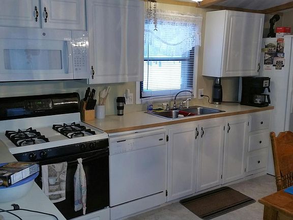 2nd image of 7972 S 192nd Ave