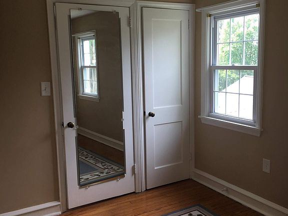 Smallest bedroom, north facing window and closet.