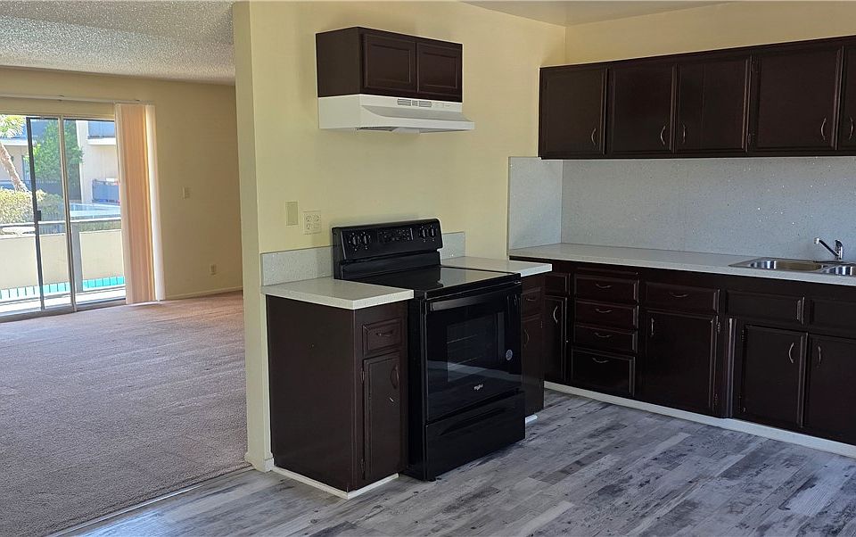 1st image of 2300 N Mountain Ave #9
