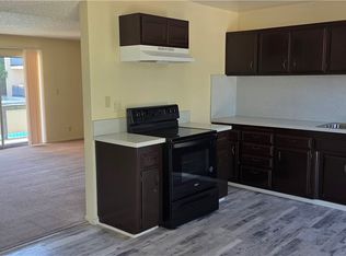 2300 N Mountain Ave #9, San Bernardino, CA 92404