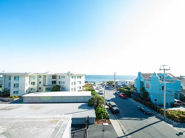 Oceanview — Photo 32