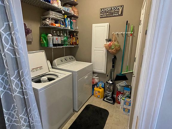 5th image of 37 Kassebaum Ln APT 207