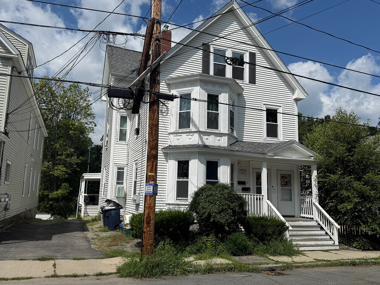 3 bed, 1465 sqft, $2,700 — Photo 2