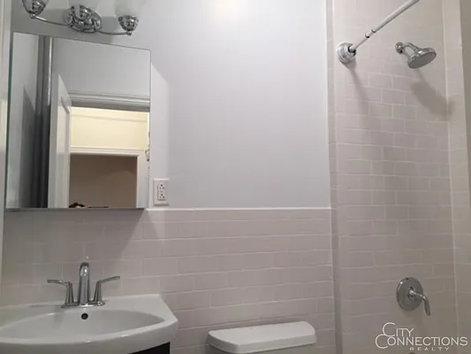 Rented by City Connections Realty | media 11