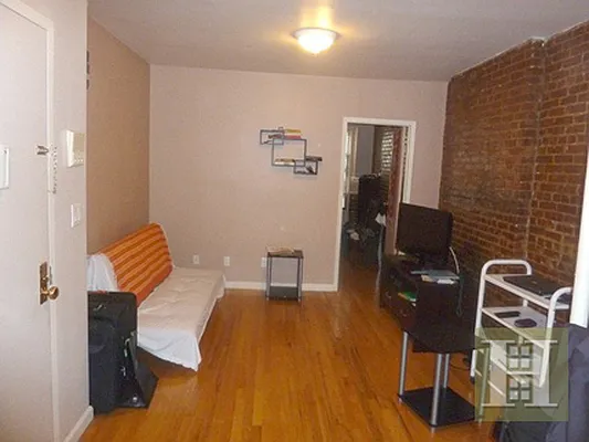 Rented by Halstead Real Estate | media 28