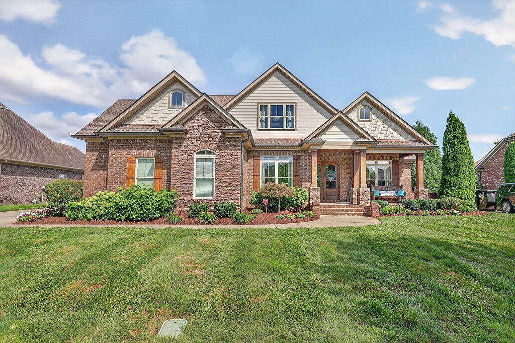 2018 Fairhaven Ln - Property Image