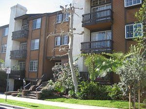 1st image of 1433 Barry Ave APT 201