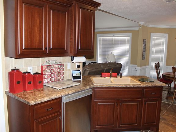 5th image of 31 Arbuckle Ln