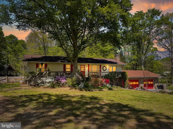 41 Wood Landing Rd, Fredericksburg, VA 22405