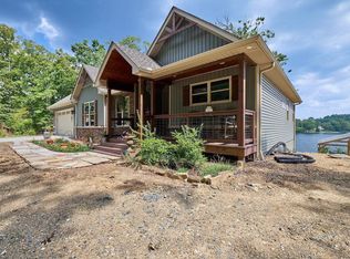 16728 Cabes Point Rd, Alexander, AR 72002