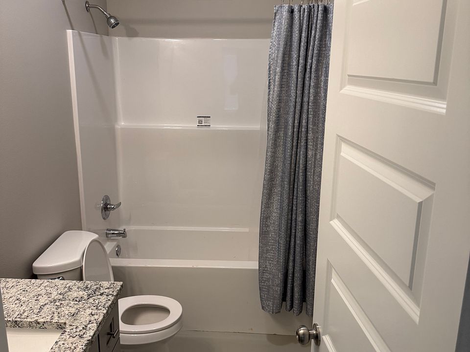 1st image of 803 Carter St