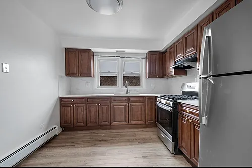 6645 N California Ave #303 Photo 1 6645 N California Ave #303 Photo 1