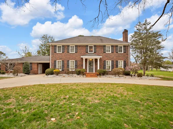 2115 Battleground Dr, Murfreesboro, TN 37129