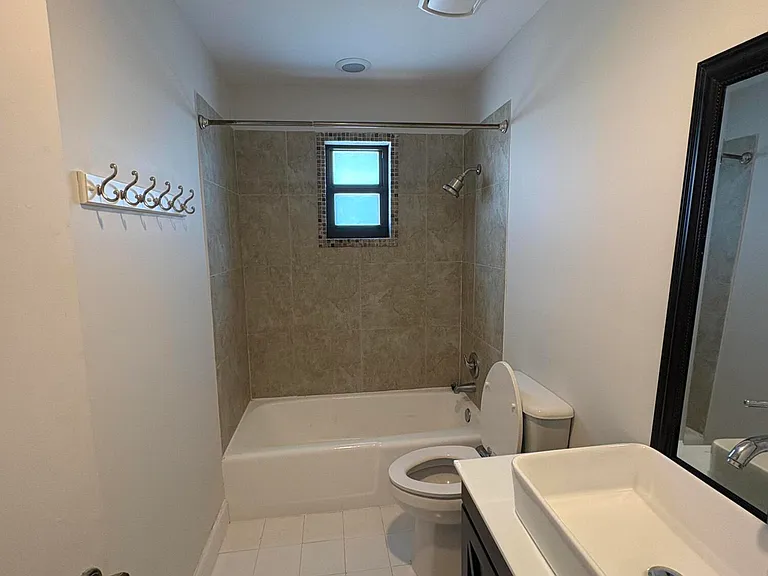 360 Wilma Cir #5 — Photo 16