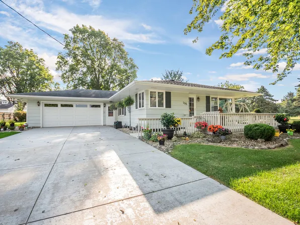 106 S Fayette St, Newark, IL 60541