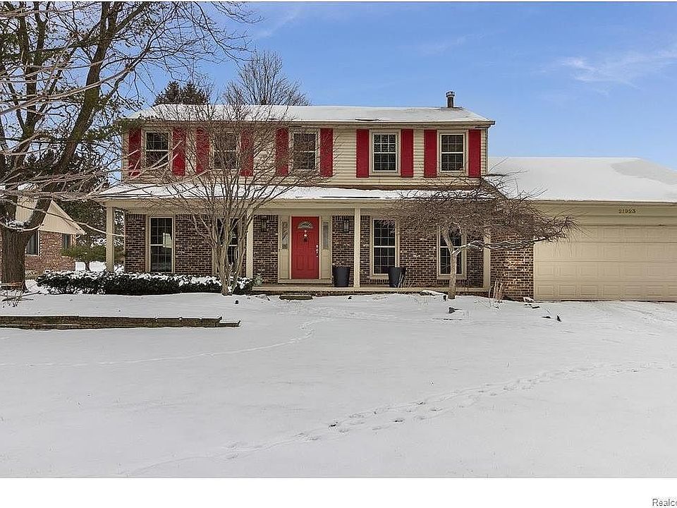 1st image of 21923 Siegal Dr
