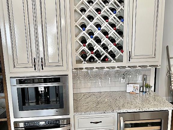 5th image of 609 Joy Ct