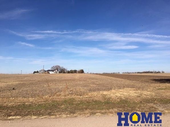 506 W 12th St, Dorchester, NE 68343