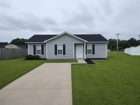 110 Stallings Ct, Elizabeth City, NC 27909