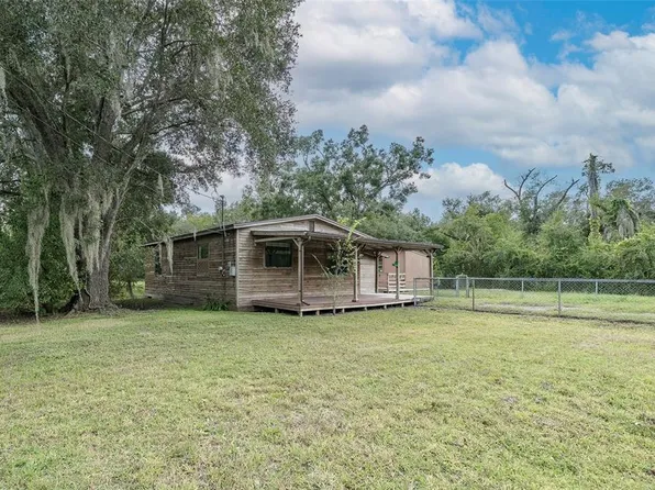 10011 E Sligh Ave, Tampa, FL 33610