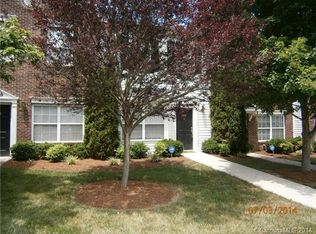 2471 Ryerson Ct, Charlotte, NC 28213