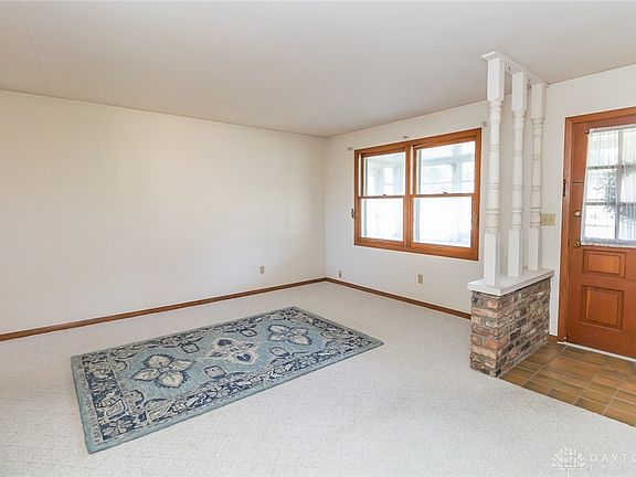 5th image of 444 Medallion Dr