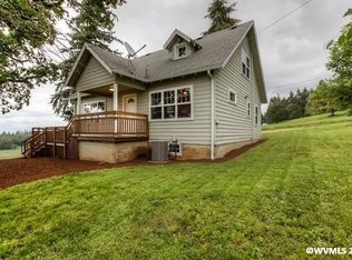 17135 Herigstad Rd NE, Silverton, OR 97381
