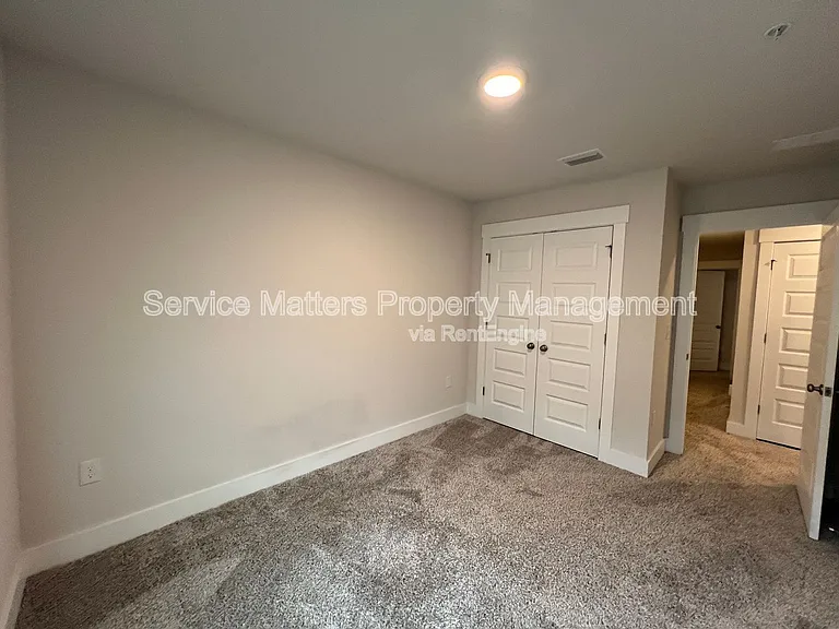 1615 Iroquois Ct — Photo 23
