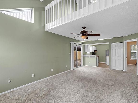 4th image of 2501 Lake Point