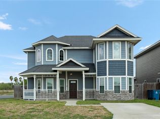 110 W 10th St, Los Fresnos, TX 78566