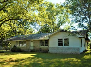 1304 S 3rd St, Ozark, MO 65721