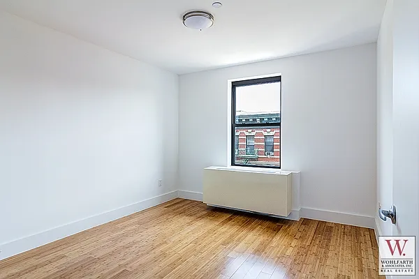 Rented by Wohlfarth & Associates Inc | media 20