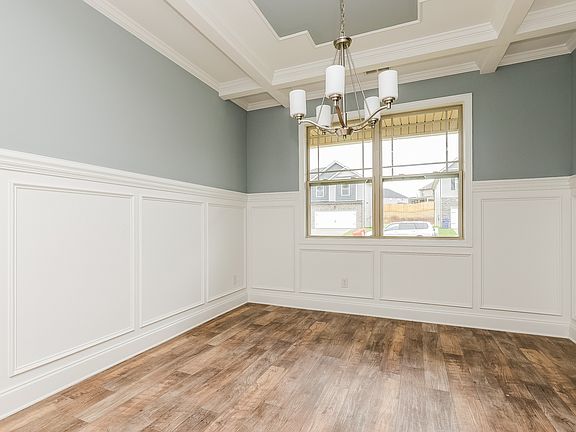 3rd image of 1216 Black Oak Cir