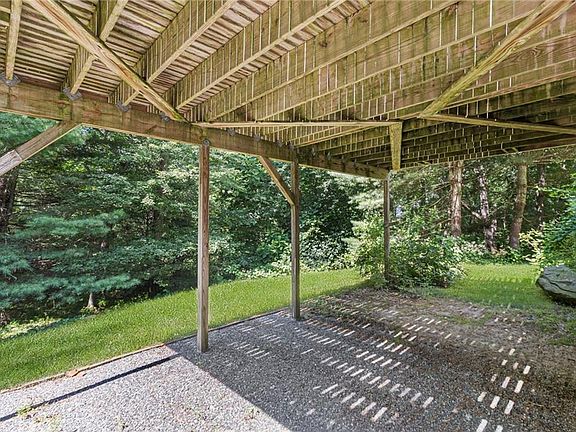 5th image of 59 Sylvan Way S