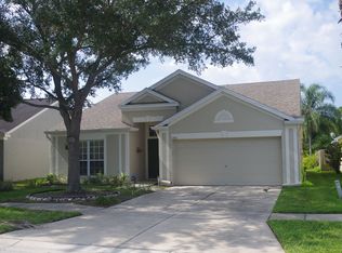 933 Summer Breeze Dr, Brandon, FL 33511