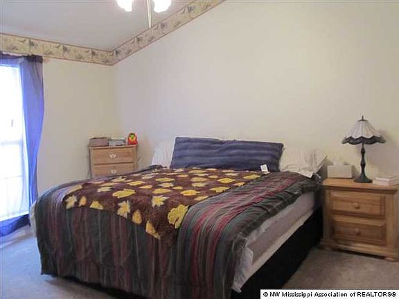 3rd image of 7073 Layne Dr