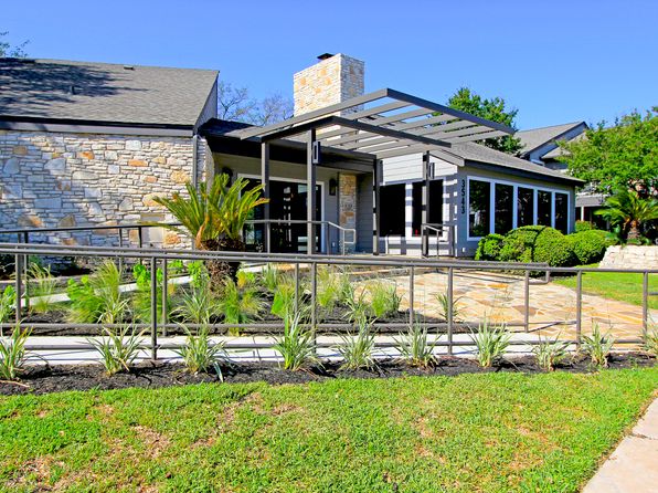 3543 Greystone Dr #2-1515