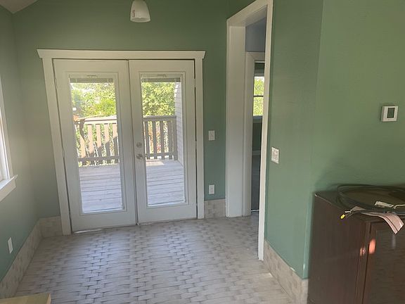 Kitchen/Back Patio Entrance