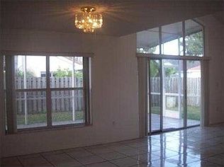 4th image of 16509 NW 4th St