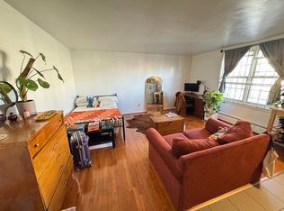 131 Court St #8C, New Haven, CT 06510