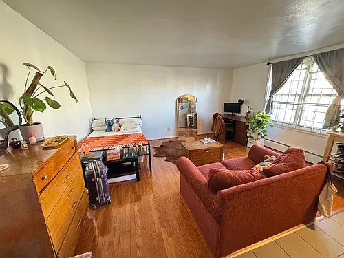 131 Court St Photo 1