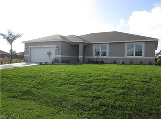 910 NE 32nd Terrace Cpe, Coral, FL 33909