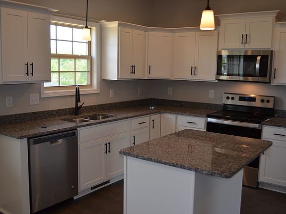 5th image of 132 Ringgold Ests Lot 132