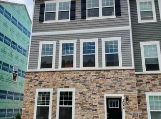 2052 Hinshaw Dr, Odenton, MD 21113