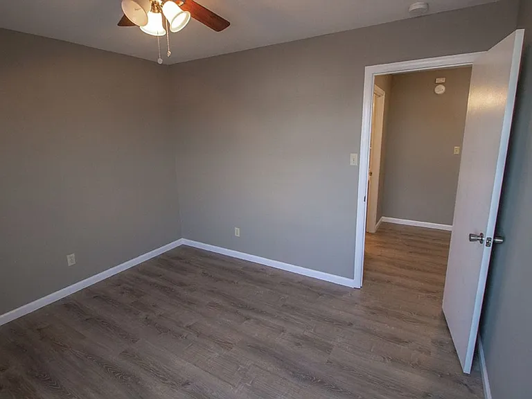 1518 Typhoon Ct — Photo 23