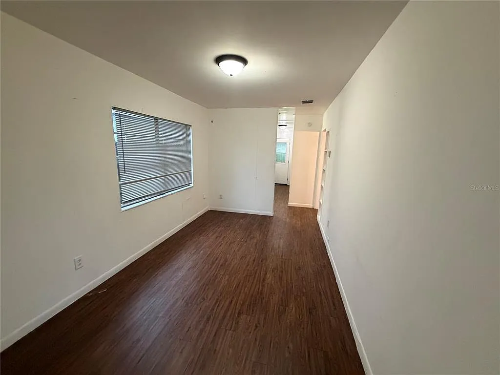 2 bed, 1.0 bath, 800 sqft, $1,495 — Photo 4