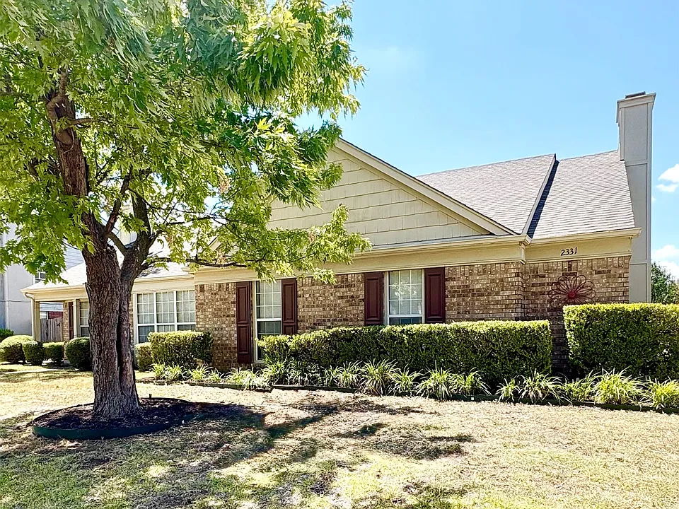 2331 Forestbrook Dr
