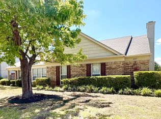 2331 Forestbrook Dr, Garland, TX 75040