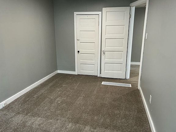 2nd image of 68 7th Ave